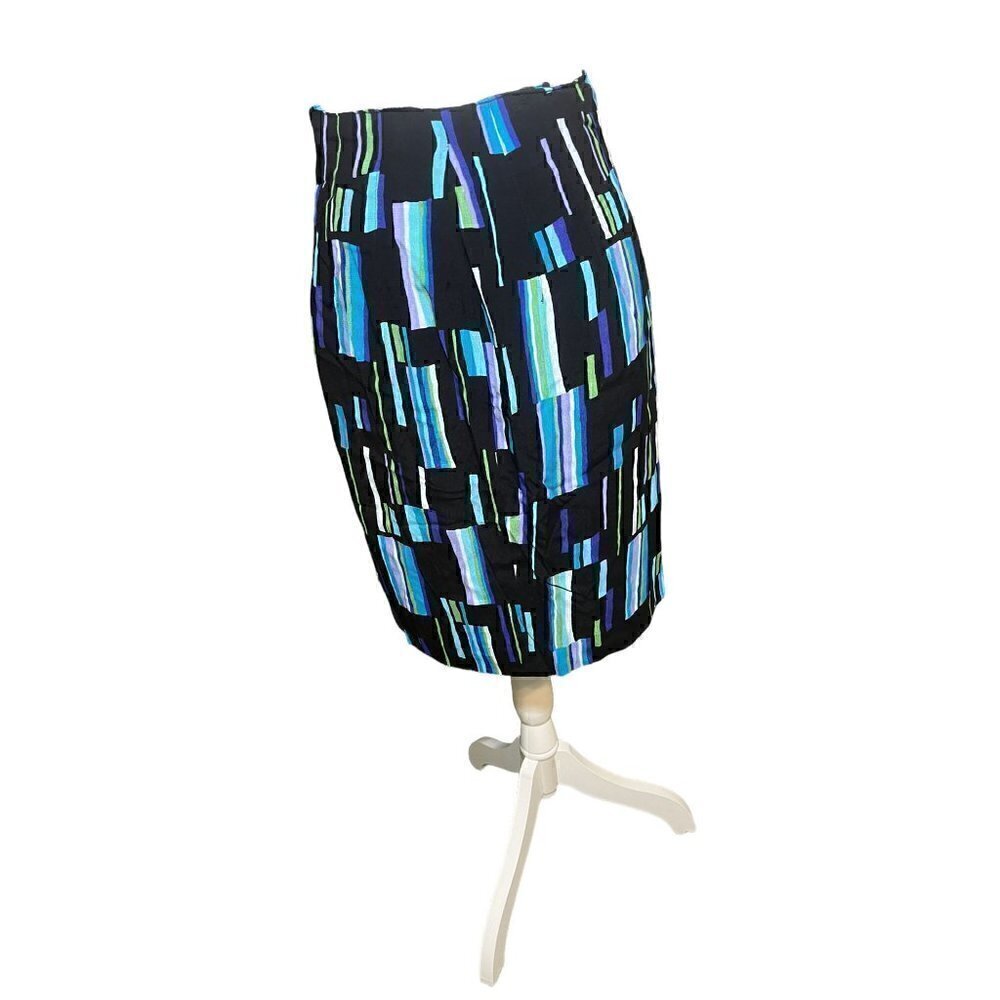 Gianni 6 Petite Blue, Black, Green & Lavender Skirt. - Picture 6 of 6